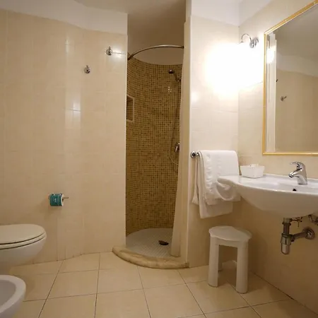 Scoglio Del Leone Szálloda 4*