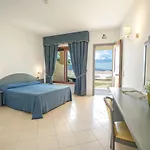 Scoglio Del Leone 4*