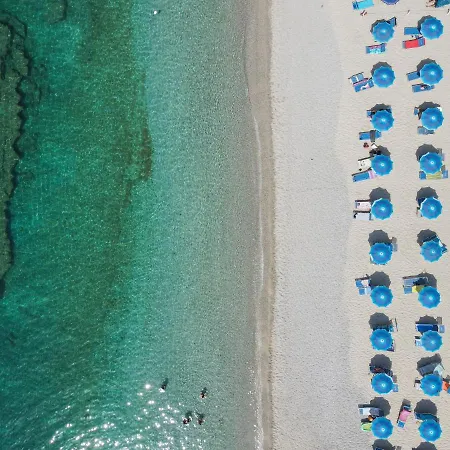 Scoglio Del Leone Отель 4*