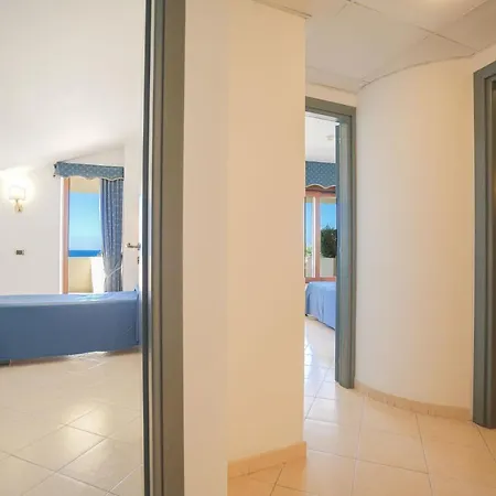 Scoglio Del Leone 4*