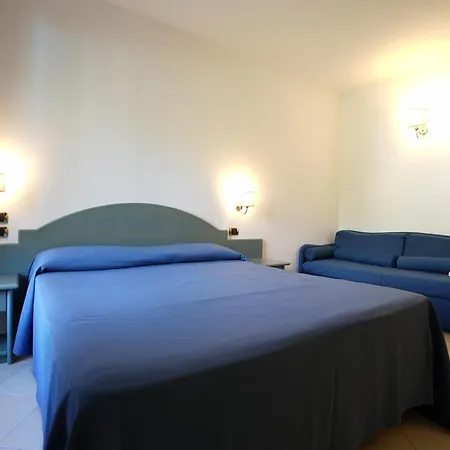 Отель Scoglio Del Leone 4*