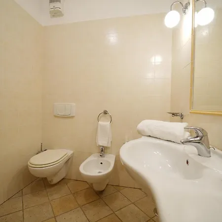 Scoglio Del Leone 4*