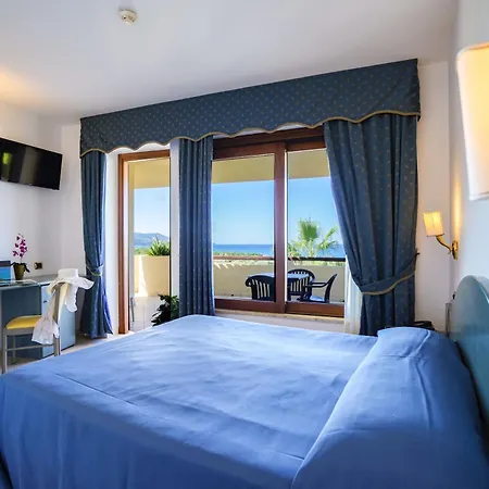Scoglio Del Leone Hotel Zambrone
