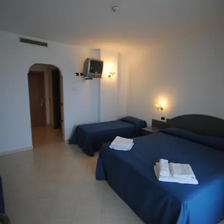 Scoglio Del Leone Отель 4*