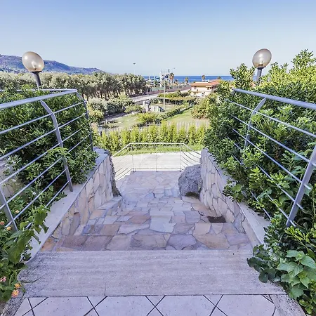 Hotel Scoglio Del Leone Zambrone