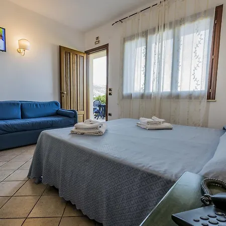 Scoglio Del Leone Hotel