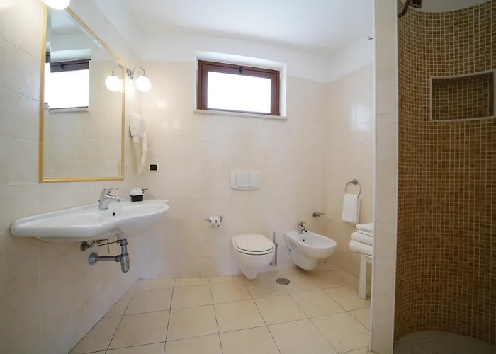 Hotel Scoglio Del Leone Zambrone