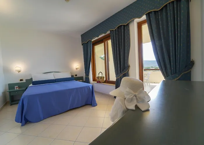 Hotel Scoglio Del Leone 4*