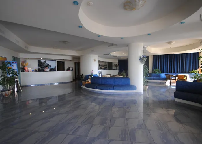 Hotel Scoglio Del Leone 4*