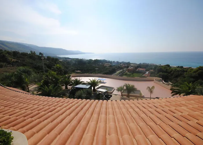 Hotel Scoglio Del Leone 4*