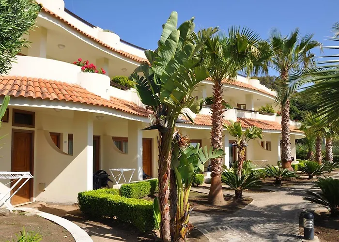 Scoglio Del Leone Zambrone