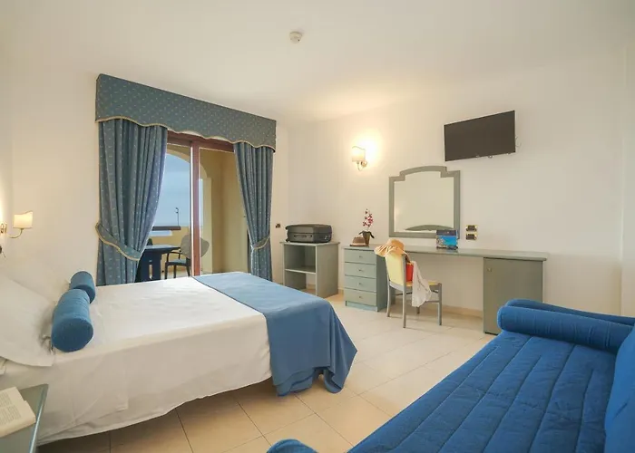 Hotel Scoglio Del Leone 4*